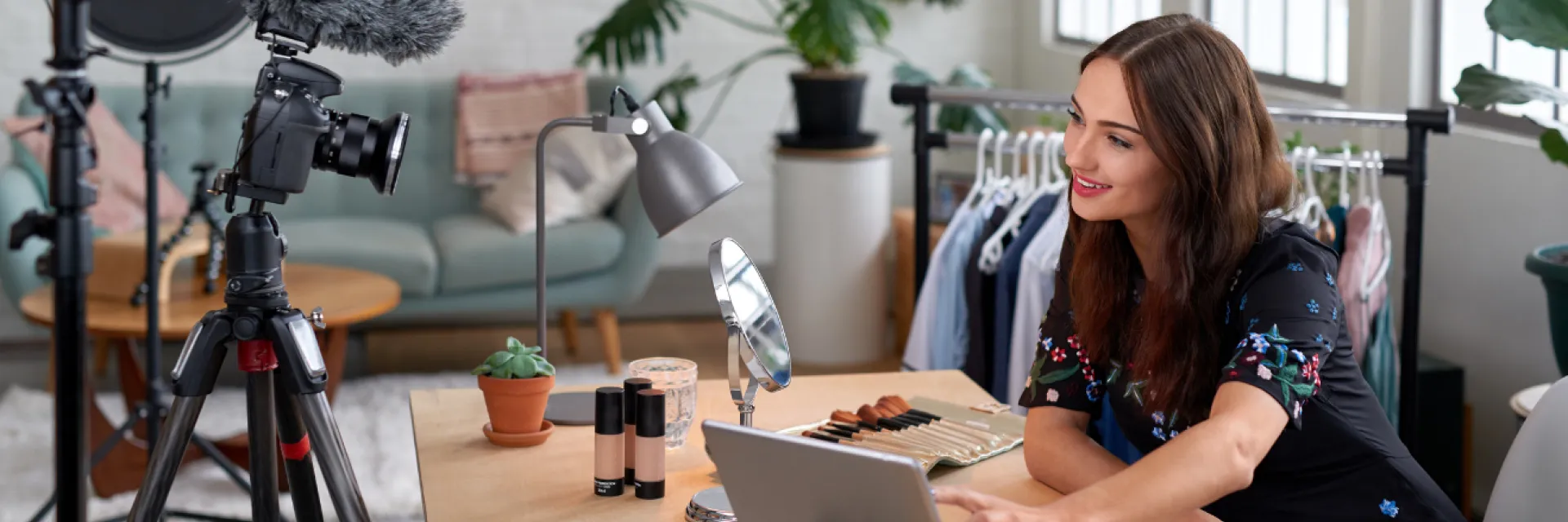 Cabecera Máster en Moda y Belleza