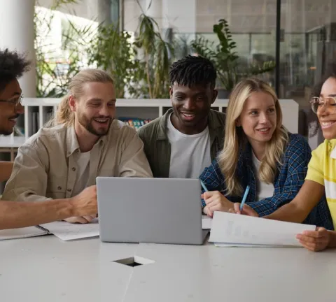 requisitos para estudiar en eae madrid