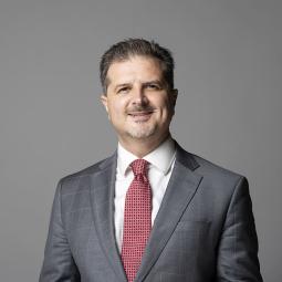 Profesor del Máster en Análisis Económico del Derecho
