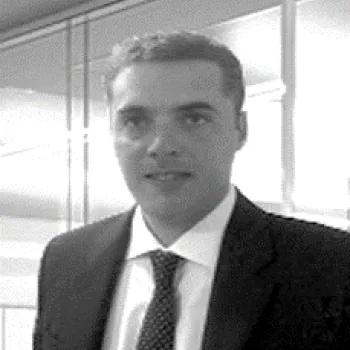 Sebastián Magnone, Profesor asignatura ‘Interesados y Recursos: Liderazgo, Comunicación y Alineamiento’