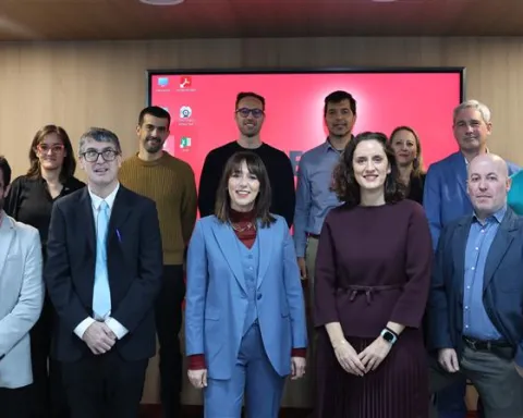 Foto familia emprendimiento