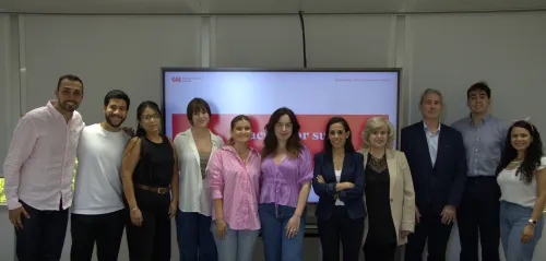 asistentes a la ponencia sobre transformación digital