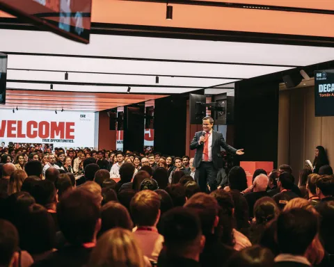 Tomás Aznar, decano EAE Madrid da la bienvenida al nuevo curso