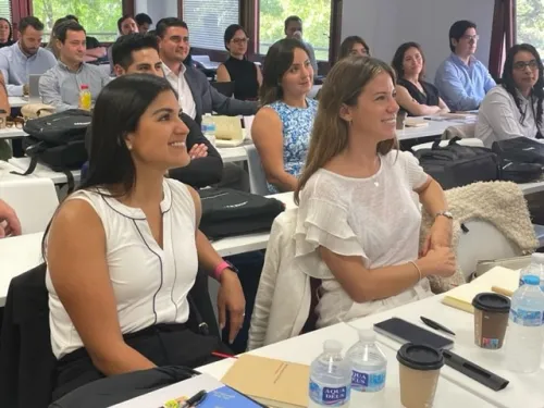 Alumnos del GEMBA 1.Apertura GEMBA